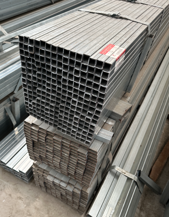 图木舒克现货供应30*50*2镀锌方管50*80*3.0 20*20*1.5 20*40*2.0规格齐全